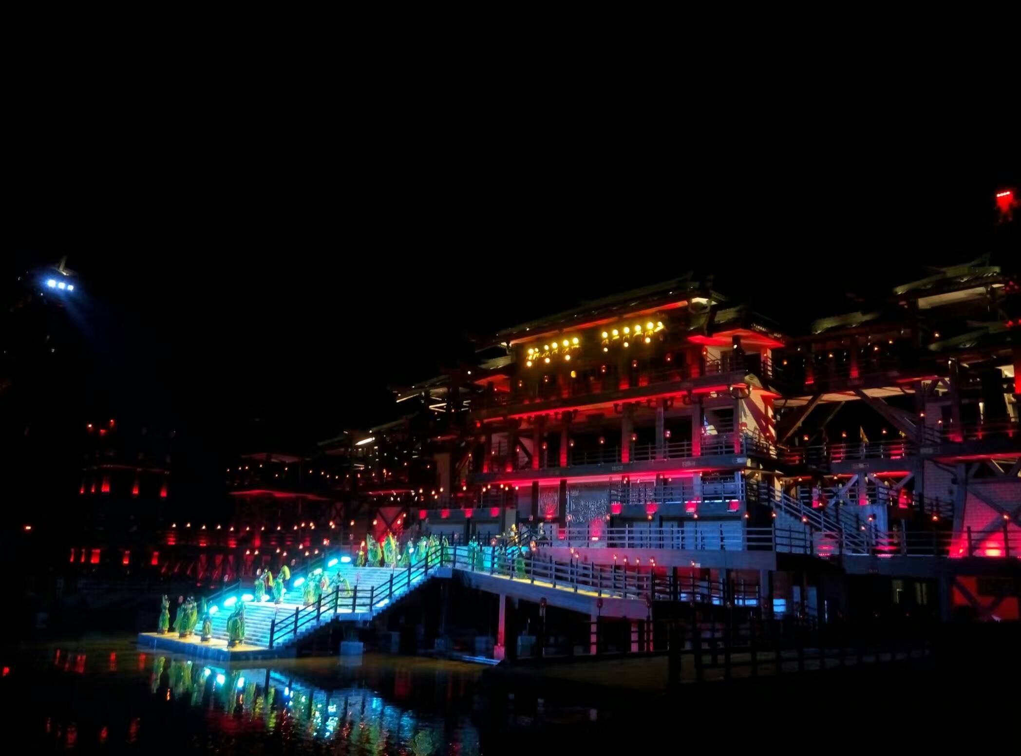 忠縣《烽煙三國(guó)》大型實(shí)景演出